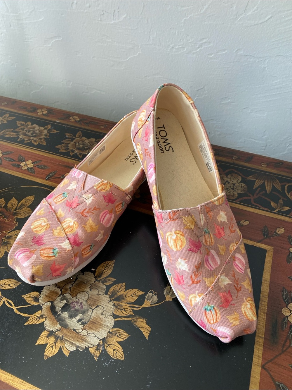 TOMS Pumpkin & Leaf Alpargata Slip-Ons